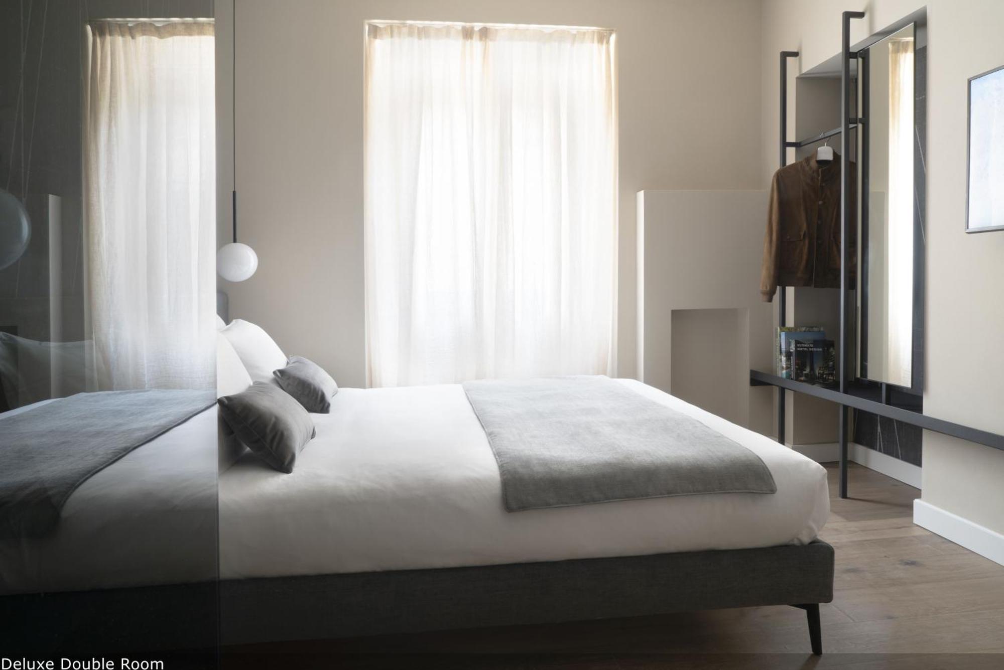 Della Spiga Suites By Brera Apartments Milánó Kültér fotó